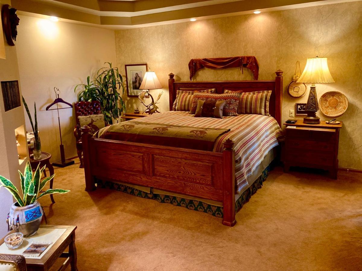 Yellowstone Cattle Baron Ensuite, Private Entrance & Parking - Prairie Rose B&B Шаєнн Екстер'єр фото